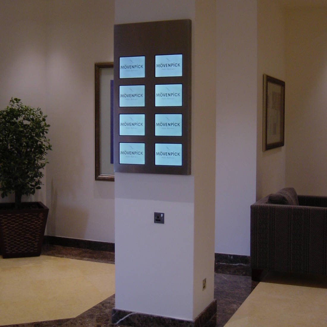 Digital Signage Solution Mövenpick Bahrain